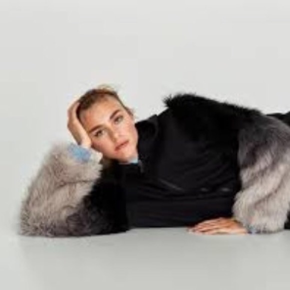 HOST PICK Last One! Sweatshirt/Coat w/Faux Sleeves - Picture 7 of 12